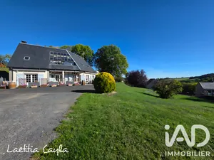 Commercial in Saint-Victor-la-Rivière (63790)