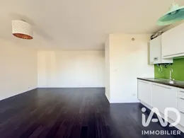 Apartment in Nantes (44300)