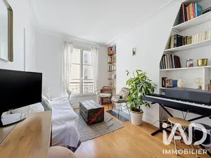 Apartment in Paris (75018)