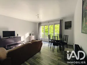 Apartment in Saint-Jacques-de-la-Lande (35136)