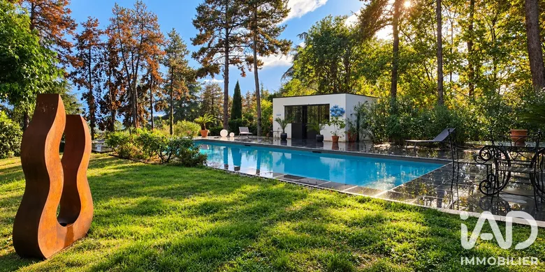 Maison 6 pièces 200 m² · à Givry · 200 m² · 525 000 €