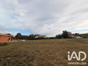 Terrain à bâtir à Bressols (82710)