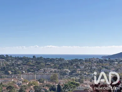 Appartement à Toulon (83100)