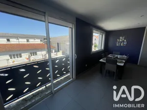 Immeuble à Riorges (42153)