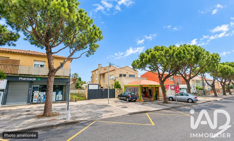 Local commercial 146 m² · à Port-Saint-Louis-du-Rhône · 146 m² · 205 000 €