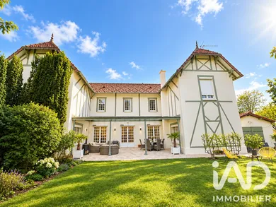 Demeure à Villennes-sur-Seine (78670)