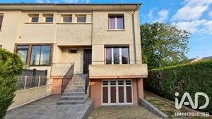 Pavillon à Neuilly-Crimolois (21800)