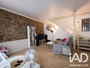 Maison de village à Saint-Martin-la-Plaine (42800)