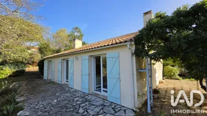 Maison d'architecte à Brains (44830)