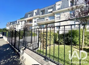 Apartment in Villecresnes (94440)