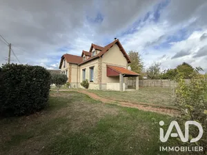 Maison à Châtenay-sur-Seine (77126)