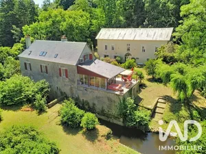Domaine à Argenton-sur-Creuse (36200)