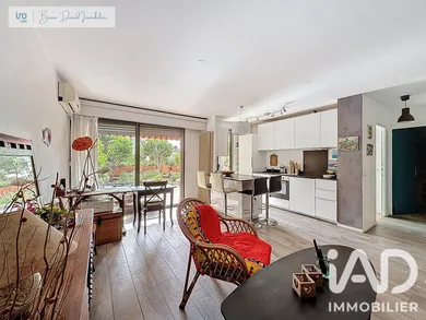 Appartement à Hyères (83400)