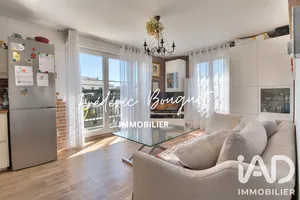 Apartment in Montévrain (77144)