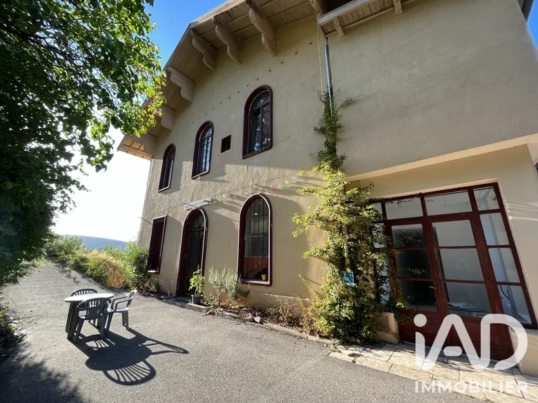 Appartement 4 pièces 77 m² · à Yzeron · 76,6 m² · 119 000 €