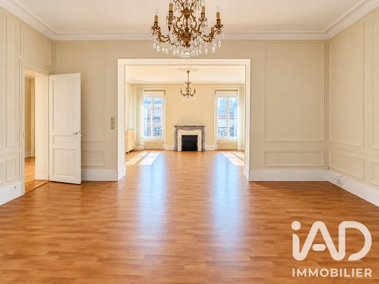 Appartement 6 pièces 106 m² · à Gisors · 106 m² · 140 000 €