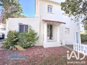 Apartment in Royan (17200)