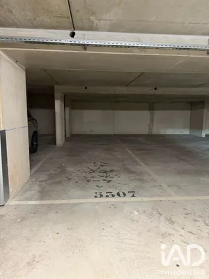 Parking à Cergy (95000)