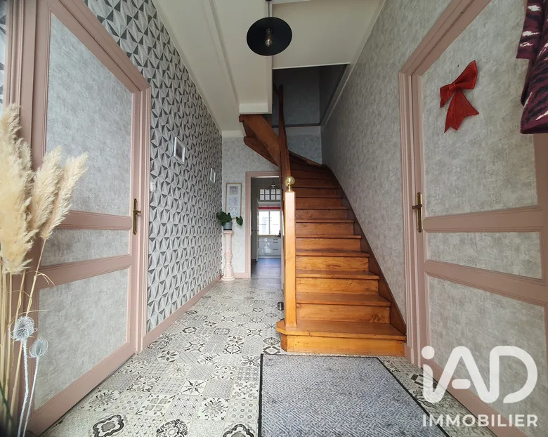Maison 8 pièces 138 m² · à L'Absie · 138 m² · 165 000 €