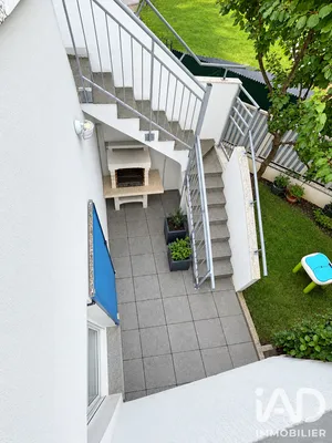Maison de ville à Villeneuve-le-Roi (94290)
