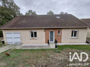 Maison à Mœurs-Verdey (51120)