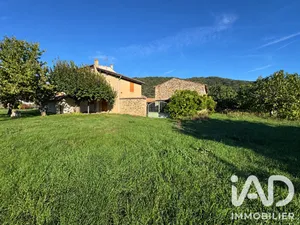 Ferme à Serves-sur-Rhône (26600)