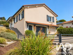Maison traditionnelle à Unieux (42240)