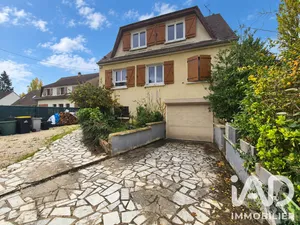 Traditional house in Villers-sous-Saint-Leu (60340)