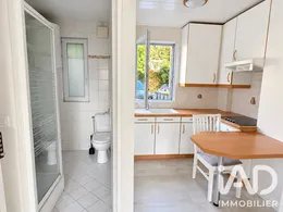 Studio à Suresnes (92150)