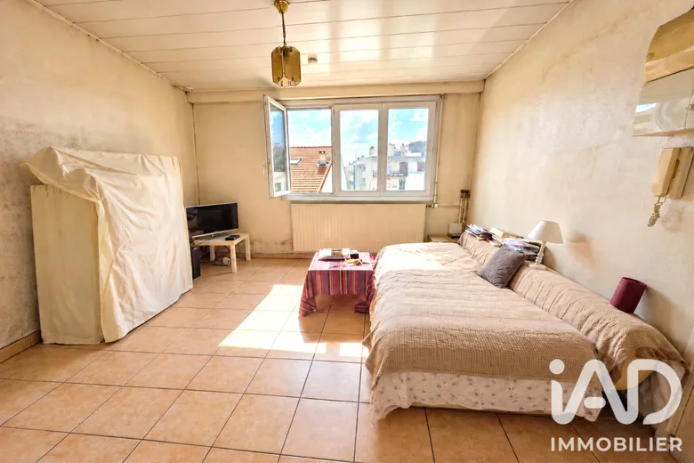 Appartement 1 pièce 21 m² · à Suresnes · 20,8 m² · 132 000 €