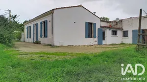 Maison de campagne à Port-des-Barques (17730)