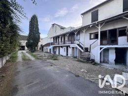 Building in Montereau-Fault-Yonne (77130)