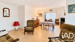 Apartment in Saint-Étienne (42100)