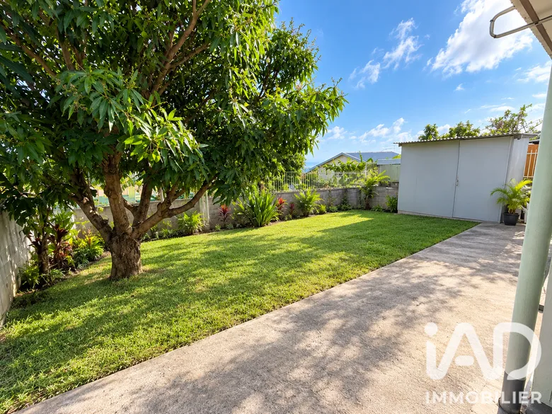 Maison 5 pièces 75 m² · à L'Étang-Salé · 75 m² · 239 000 €
