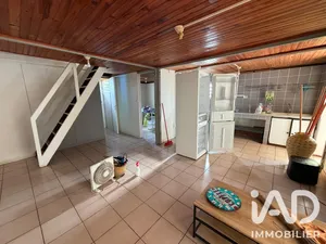 Maison traditionnelle à L'Étang-Salé (97427)