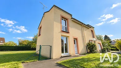 Maison traditionnelle à Glaire (08200)