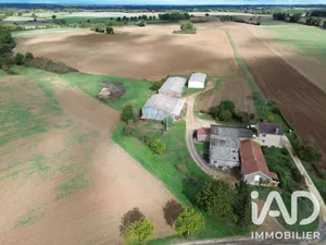 Ferme à Sommières-du-Clain (86160)