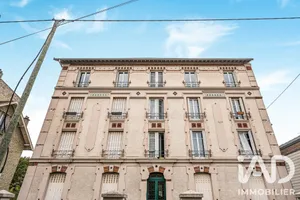 Apartment in Houilles (78800)