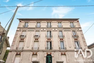 Apartment in Houilles (78800)