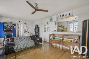 Apartment in Houilles (78800)