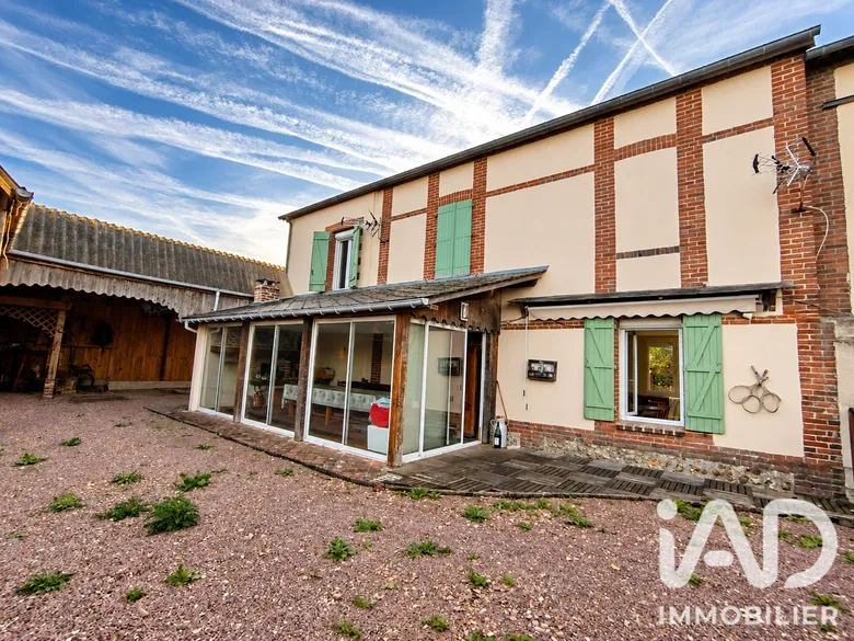 Maison 4 pièces 106 m² · à Menneval · 106 m² · 210 000 €