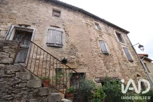 Maison de village à Saint-Rome-de-Tarn (12490)