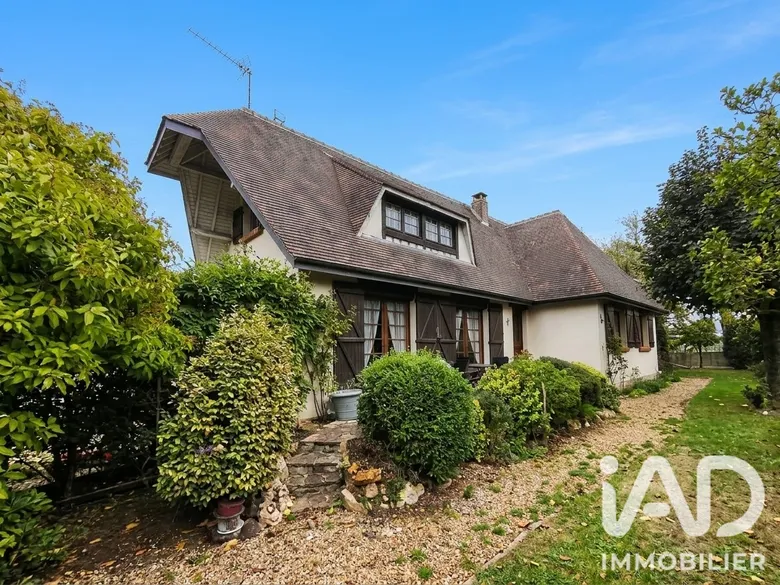 Maison 5 pièces 115 m² · à Notre-Dame-de-l'Isle · 115 m² · 229 500 €