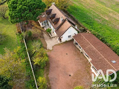 Maison traditionnelle à Camps-sur-l'Isle (33660)