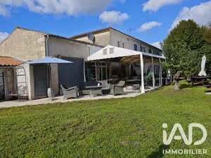 Boutique/Local commercial à Aulnay (17470)