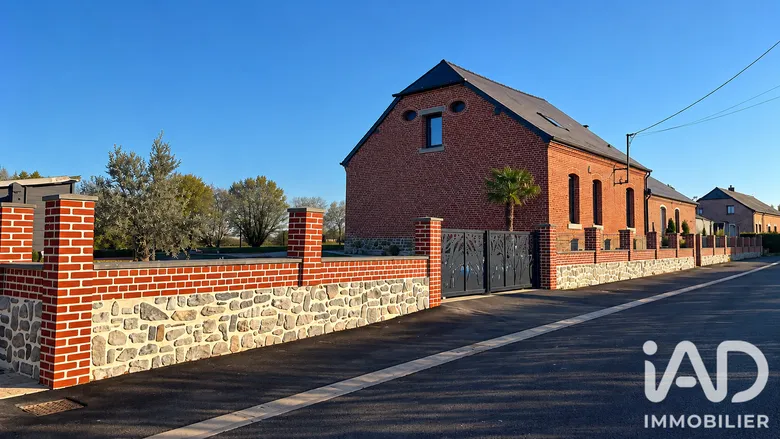 Maison 7 pièces 205 m² · à Cartignies · 205 m² · 399 900 €