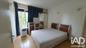 Apartment in Grigny (91350)