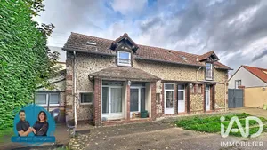 Building in Jouy (28300)