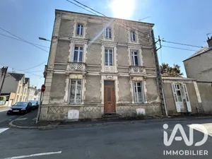 Maison de ville à Parthenay (79200)
