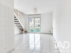 Apartment in Vannes (56000)